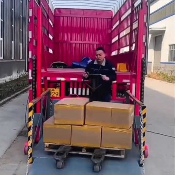 手動電動液壓叉車 靈活高效的現(xiàn)代裝卸搬運解決方案